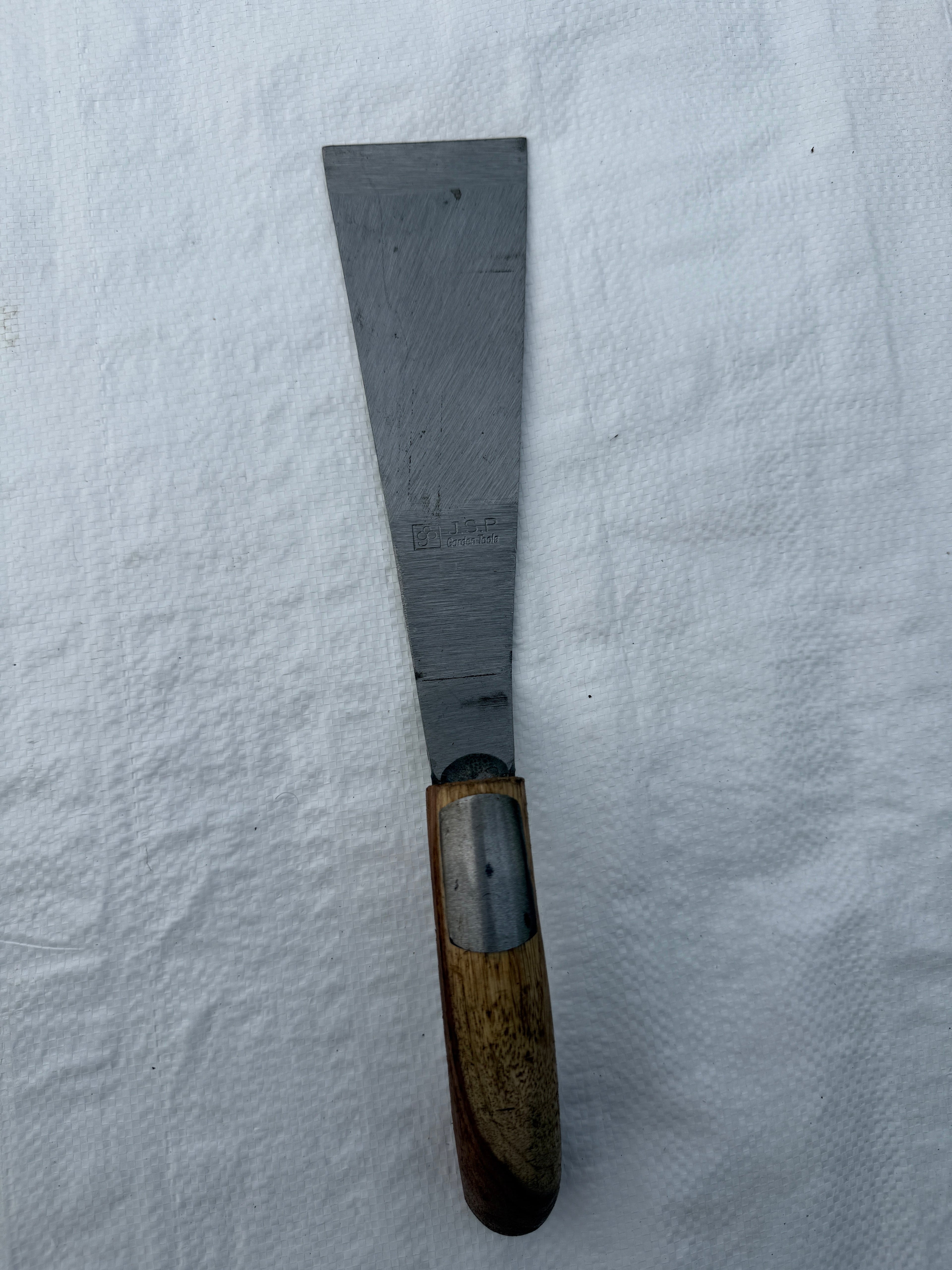 Long khurpa carbon steel